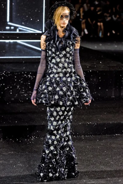 Look 61